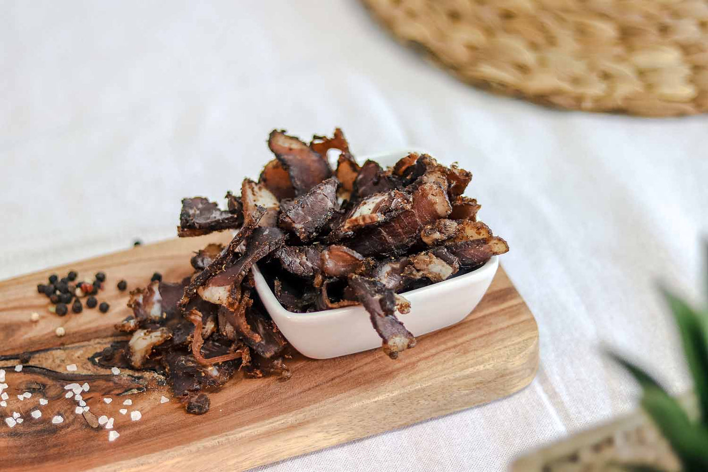 Binge Beef Fatty Sliced Biltong Product top view. Free delivery on orders over R450.