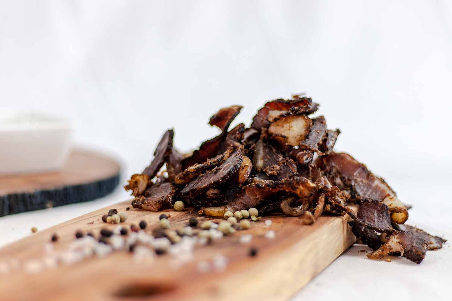 Binge Beef Fatty Sliced Biltong Product side view. Free delivery on orders over R450.
